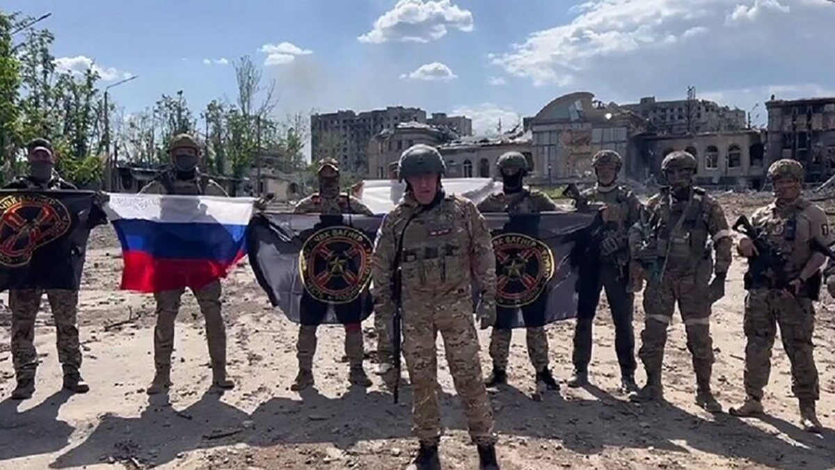 نهاية معركة باخموت … زيلينسكي يعترف بالهزيمة缩略图