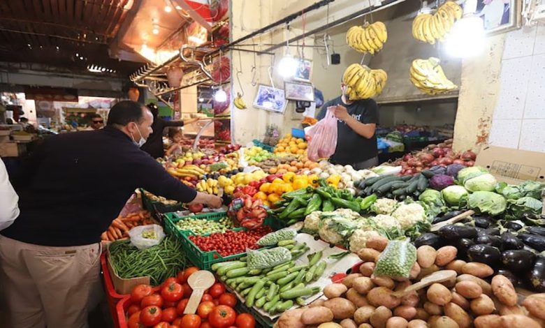 بعد فشلها في مواجهة المضاربين..الحكومة: حل المشكل هو أن يتحول المضاربون إلى تجار缩略图 بعد فشلها في مواجهة المضاربين..الحكومة: حل المشكل هو أن يتحول المضاربون إلى تجار缩略图