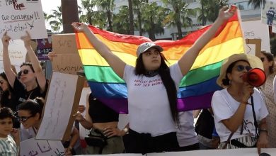 رفع “علم المثليين” بوقفة احتجاجية بالبيضاء يثير السخط缩略图 رفع “علم المثليين” بوقفة احتجاجية بالبيضاء يثير السخط缩略图