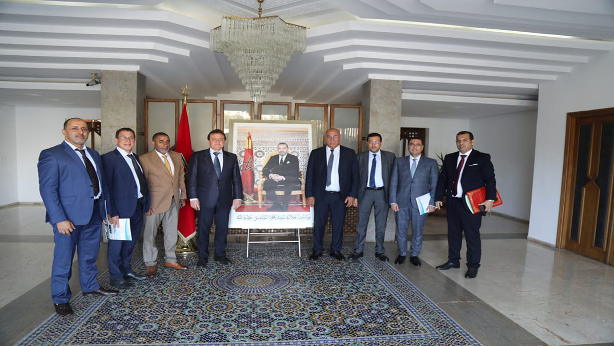 وزير النقل واللوجستيك يستقبل رئيس مجلس عمالة الرباط وبرلمانيي العمالة في موضوع الرفع من نسبة استغلال مطار الرباط سلا.缩略图