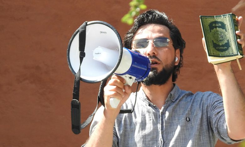 السويد تمنح تصريحا جديدا لحرق نسخة من المصحف أمام السفارة العراقية، وبغداد تنبه ستوكهولم缩略图 السويد تمنح تصريحا جديدا لحرق نسخة من المصحف أمام السفارة العراقية، وبغداد تنبه ستوكهولم缩略图