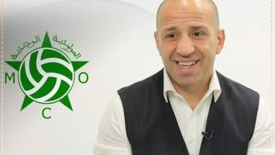 فوزي جمال مدربا لمولودية وجدة.缩略图 فوزي جمال مدربا لمولودية وجدة.缩略图