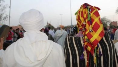 “أعرينو لا باس أور حشيمغ لا باس”.. أو عندما تصدح نساء الجنوب الشرقي معلنة نجاح ليلة الدخلة缩略图 “أعرينو لا باس أور حشيمغ لا باس”.. أو عندما تصدح نساء الجنوب الشرقي معلنة نجاح ليلة الدخلة缩略图
