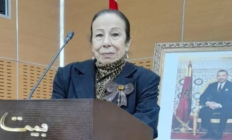 الملك يعزي أسرة الإذاعية مليكة الملياني缩略图 الملك يعزي أسرة الإذاعية مليكة الملياني缩略图