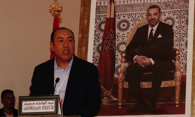 عبد الواحد الدريوش.. “نحن بحاجة لبراديغمات أخرى من أجل تنزيل الخطب الملكية، التي لا يمكن التعامل معها كرسائل عابرة بل كاستراتيجية حقة”.缩略图 عبد الواحد الدريوش.. “نحن بحاجة لبراديغمات أخرى من أجل تنزيل الخطب الملكية، التي لا يمكن التعامل معها كرسائل عابرة بل كاستراتيجية حقة”.缩略图