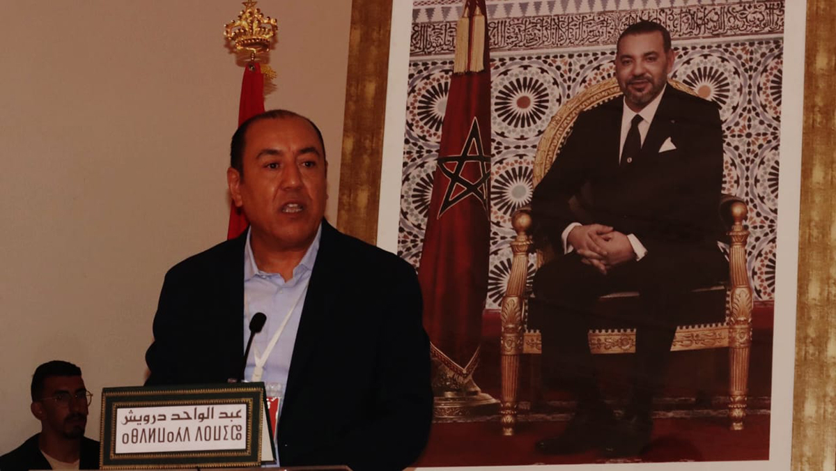 عبد الواحد الدريوش.. “نحن بحاجة لبراديغمات أخرى من أجل تنزيل الخطب الملكية، التي لا يمكن التعامل معها كرسائل عابرة بل كاستراتيجية حقة”.缩略图