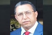 أحمد العاقد: سقطة الفيلسوف وحكمة الملك..缩略图