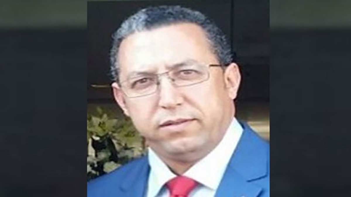 أحمد العاقد: سقطة الفيلسوف وحكمة الملك..缩略图