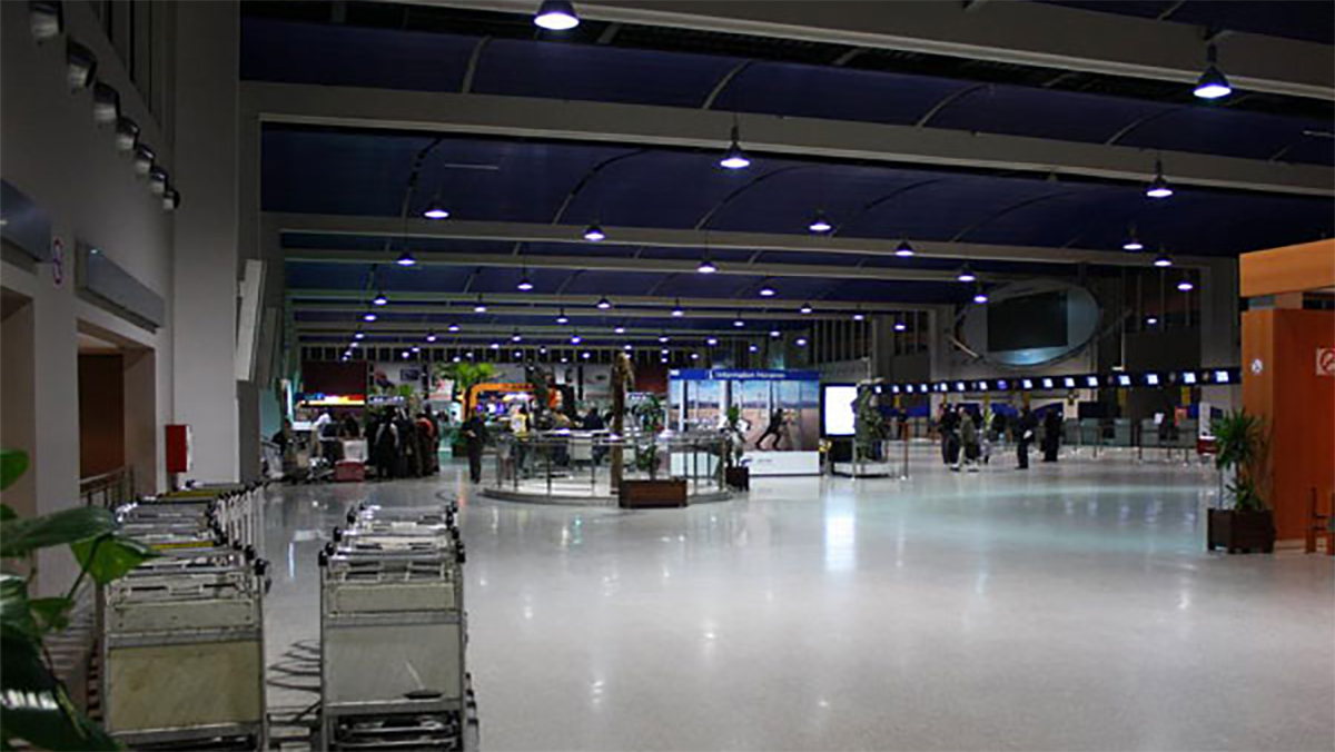 المكتب الوطني للكهرباء ينفي مسؤوليته عن انفجار محول كهربائي بمطار محمد الخامس缩略图