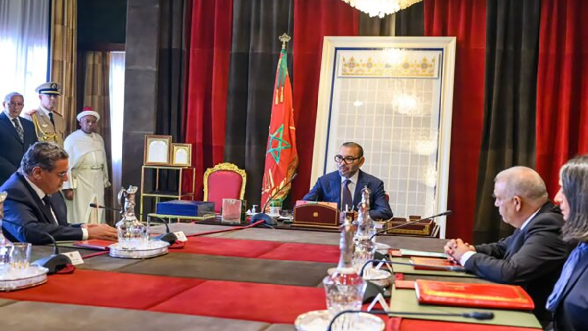 لمواجهة الكوارث..الملك يدعو إلى ضمان مخزون كاف من المواد الأساسية والتجهيزات缩略图