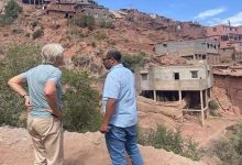 الملياردير البريطاني ريتشارد برانسون يحل بالحوز ويقدم المساعدة للمتضررين من الزلزال缩略图