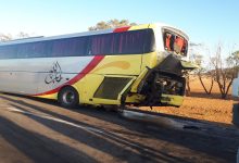 حادثة سير بين حافلة لنقل المسافرين و شاحنتية تخلف خسائر مادية .缩略图