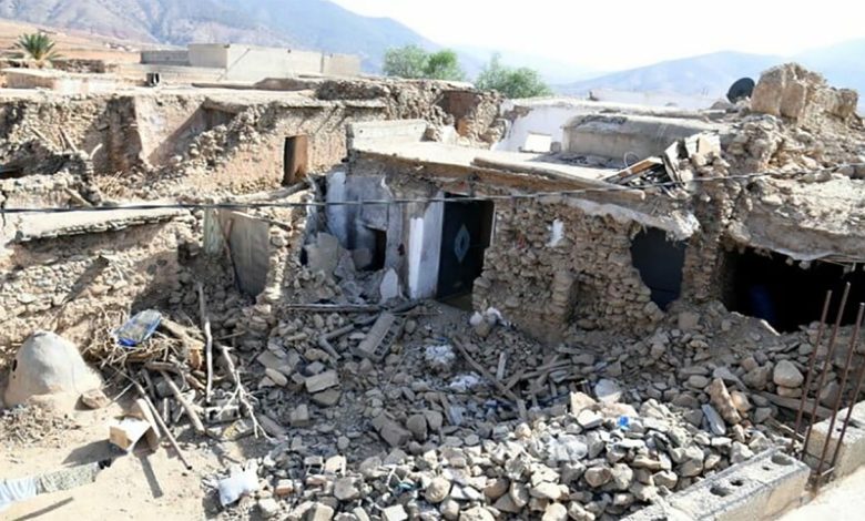 مهندسون وخبراء يتدارسون أهمية البناء بالمواد المحلية لمواجهة الزلازل والتغيرات المناخية缩略图 مهندسون وخبراء يتدارسون أهمية البناء بالمواد المحلية لمواجهة الزلازل والتغيرات المناخية缩略图
