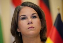 وزيرة خارجية المانيا تشبه الوضع في قطاع غزة بمسألة تربيع الدائرة… أو حينما يتحدث السياسي عن مسائل لا يفقه فيها缩略图