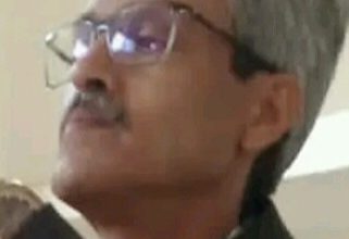 مصطفى الرابحي يرثي الفقيد حرزني: في رحيل أحمد حرزني… السجن والشجن و أشياء أخرى.缩略图 مصطفى الرابحي يرثي الفقيد حرزني: في رحيل أحمد حرزني… السجن والشجن و أشياء أخرى.缩略图