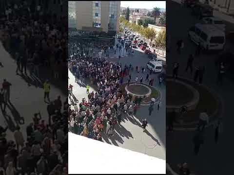 GIL24-TV المواطنون بوجدة ينتفضزن بسبب ضياع تعليم ابنائهم缩略图