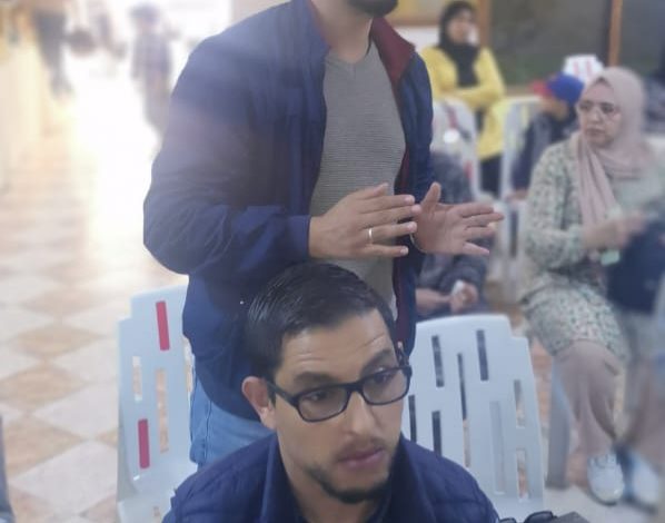 بسبب تعطيل جزئي عن العمل بقطاع المطعمة. كريم السعيدي يصرح: “من يهمه موضوع تغذية التلميذ عليه أن يهمه موضوع راتب العامل الذي يصنع الوجبة”.缩略图 بسبب تعطيل جزئي عن العمل بقطاع المطعمة. كريم السعيدي يصرح: “من يهمه موضوع تغذية التلميذ عليه أن يهمه موضوع راتب العامل الذي يصنع الوجبة”.缩略图