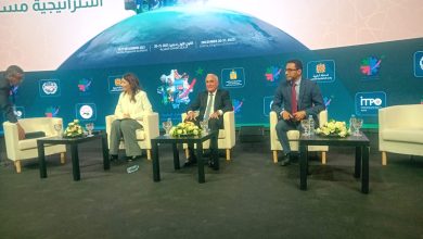 عبد الحفيظ الجارودي رئيس غرفة التجارة والصناعة والخدمات لجهة الشرق يشارك في المؤتمر الإقتصادي للغرف العربية الإفريقية بمدينة الداخلة.缩略图 عبد الحفيظ الجارودي رئيس غرفة التجارة والصناعة والخدمات لجهة الشرق يشارك في المؤتمر الإقتصادي للغرف العربية الإفريقية بمدينة الداخلة.缩略图