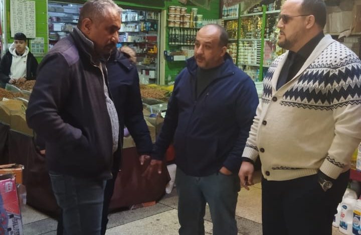 في ظل الأزمة التجارية الخانقة بوجدة : تجار سوق الخضر والمجلس الجهوي لفعاليات المجتمع المدني يتواصلان مع السلطة لبحث الحلول.缩略图 في ظل الأزمة التجارية الخانقة بوجدة : تجار سوق الخضر والمجلس الجهوي لفعاليات المجتمع المدني يتواصلان مع السلطة لبحث الحلول.缩略图