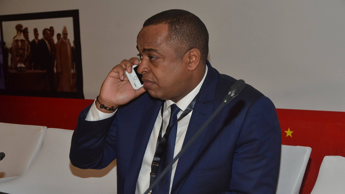 ضيوف الناصيري يتحسسون رؤوسهم بعد علمهم بأنه اعتاد تصوير سهراتهم缩略图