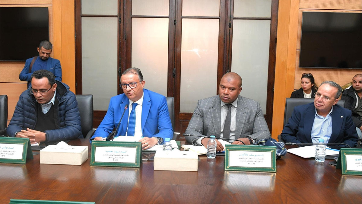 77 % من المشاركين في استطلاع رأي لا يثقون في نقابات التعليم缩略图