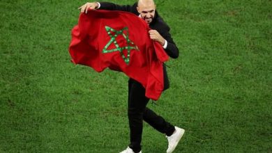 عاجل : الكاف توقف الركراكي 4 مباريات ولن يجلس على دكة البدلاء خلال لقاء اليوم.缩略图 عاجل : الكاف توقف الركراكي 4 مباريات ولن يجلس على دكة البدلاء خلال لقاء اليوم.缩略图