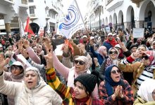 التوقيفات تؤجج احتجاجات الأساتذة، والوزارة تتوعد باتخاذ اجراءات صارمة لتأمين الحصص الدراسية缩略图