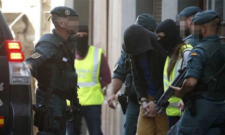 مغربيا في عصابة “موكرو مافيا” في قبضة الأمن الاسباني缩略图 مغربيا في عصابة “موكرو مافيا” في قبضة الأمن الاسباني缩略图