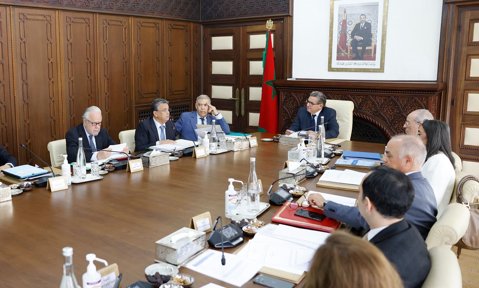 اللجنة الوطنية للاستثمارات تصادق على أربعة مشاريع اتفاقيات بقيمة 36.4 مليار درهم缩略图