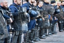 الآلاف يتظاهرون في مدريد مطالبين باستقالة رئيس الوزراء الإسباني缩略图