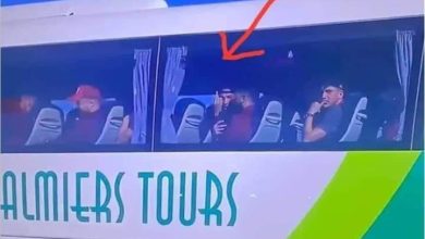 الصورة : بعد الاستقبال الحضاري لجماهير نهضة بركان وجهة الشرق تحت إشراف نهضة بركان: لاعب جزائري في حركة غير أخلاقية.缩略图