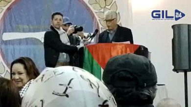 GIL24-TV سامح درويش في قراءات شعرية بمناسبة يوم الارض缩略图 GIL24-TV سامح درويش في قراءات شعرية بمناسبة يوم الارض缩略图