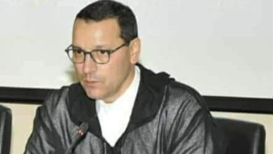 خالد الصمدي: صحيح البخاري يُختم في حضرة أمير المؤمنين缩略图