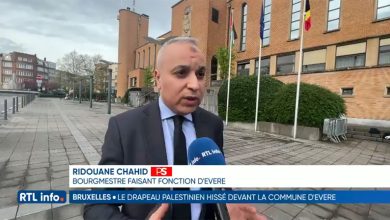 رفع العلم الفلسطيني أمام بلدية إيفير ببلجيكا缩略图