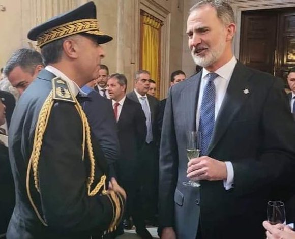 عبد اللطيف الحموشي ضيفا على حفل شرطة إسبانيا.缩略图 عبد اللطيف الحموشي ضيفا على حفل شرطة إسبانيا.缩略图