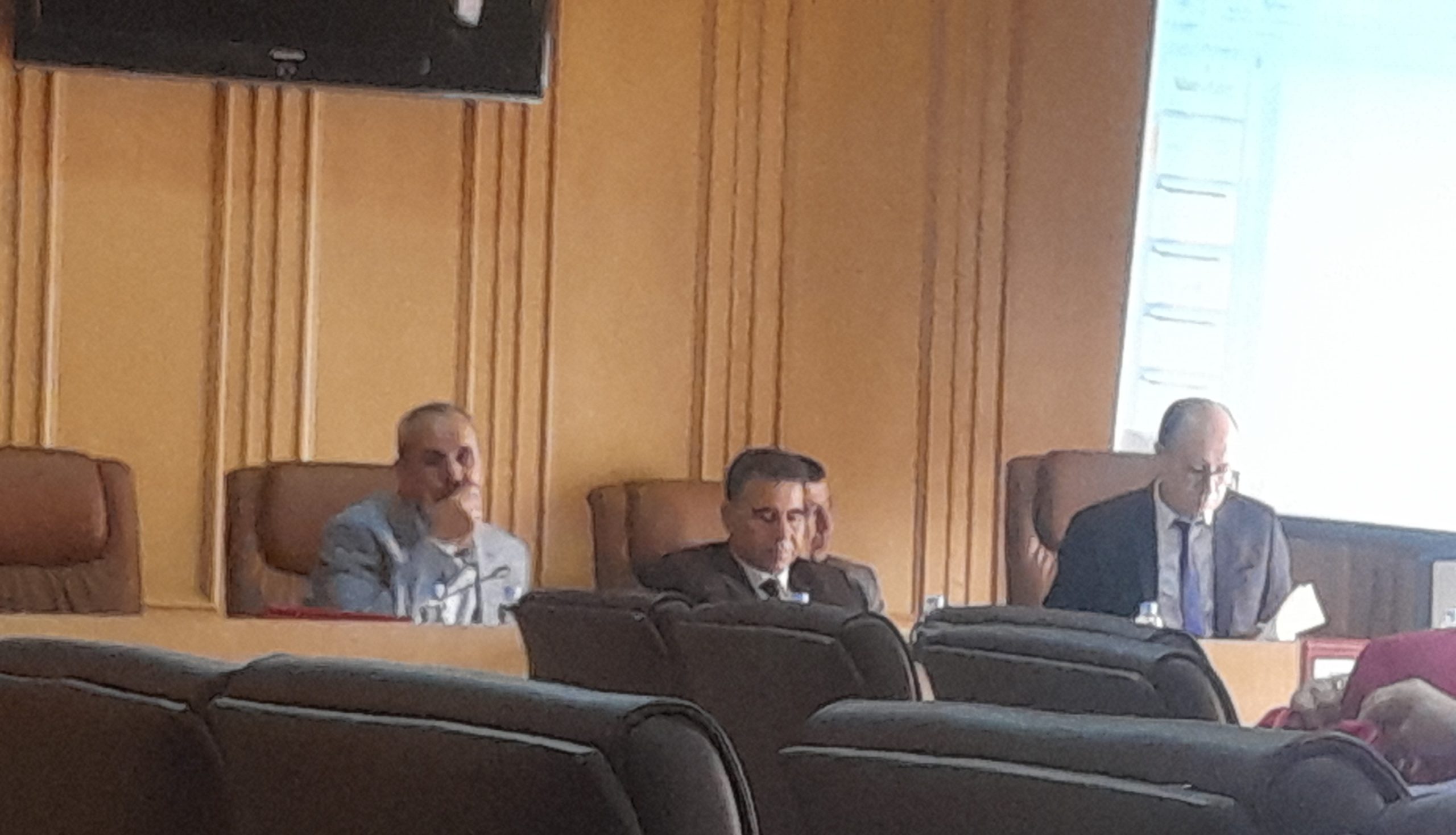 فضيحة بجماعة وجدة: إنطلاق الجلسة الثالثة لدورة مايو بحضور 15 عضو من أصل 61.缩略图