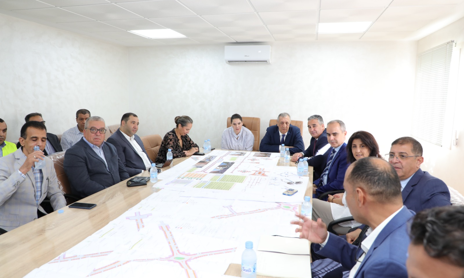 المنصوري تتفقد برفقة شوراق أوراش إعادة تأهيل سيدي غانم بمراكش缩略图