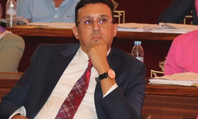 “التوظيف مقابل المال”.. إدانة اليملاحي بالسجن النافذ بتهمة النصب والاحتيال缩略图 “التوظيف مقابل المال”.. إدانة اليملاحي بالسجن النافذ بتهمة النصب والاحتيال缩略图