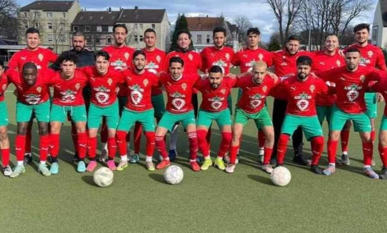 مغاربة يصنعون الإنجاز ويصعدون بفريقهم لقسم الهواة بالدوري الألماني缩略图 مغاربة يصنعون الإنجاز ويصعدون بفريقهم لقسم الهواة بالدوري الألماني缩略图