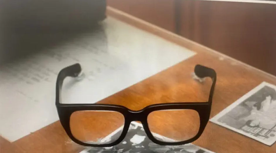 لا عقوبة شروط مقيدة فقط على جندي يسرق نظارات مؤسس الدولة缩略图