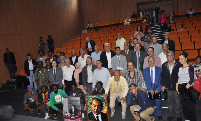 في ندوة علمية بسلا.”.أكاديميون وأساتذة باحثون يسلطون الضوء على الرؤية الملكية الاستشرافية لتنمية دول الساحل الأطلسي الأفريقي”..缩略图 في ندوة علمية بسلا.”.أكاديميون وأساتذة باحثون يسلطون الضوء على الرؤية الملكية الاستشرافية لتنمية دول الساحل الأطلسي الأفريقي”..缩略图