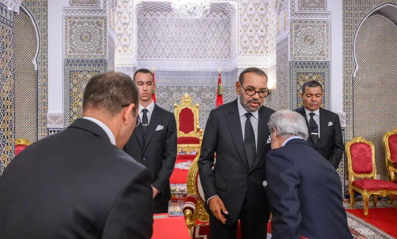 الملك يستقبل والي بنك المغرب缩略图 الملك يستقبل والي بنك المغرب缩略图