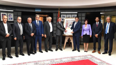 اللجنة المؤقتة للصحافة تقدم خلاصات عملها للحكومة缩略图 اللجنة المؤقتة للصحافة تقدم خلاصات عملها للحكومة缩略图