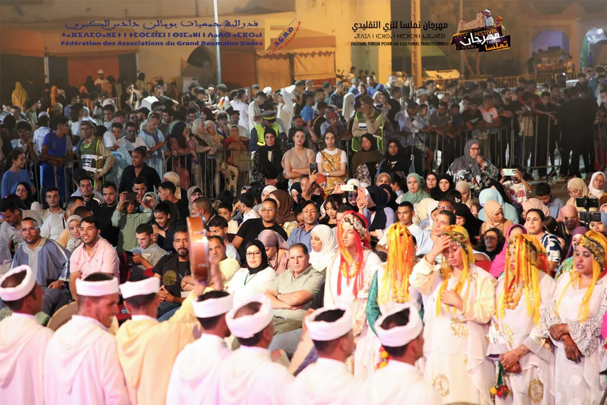 تنغير _ بومالن دادس: سهرة فنية ووصلات موسيقية أمازيغية ضمن أنشطة مهرجان تملسا تلهب حماس الجمهور.缩略图