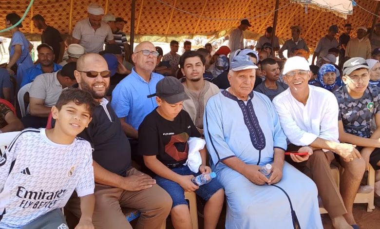 GIL24-TV وعدة بني درار… مواطن يفصل في تراث العود والبارود للدراريين ويشرح حركات قائدهم缩略图 GIL24-TV وعدة بني درار… مواطن يفصل في تراث العود والبارود للدراريين ويشرح حركات قائدهم缩略图