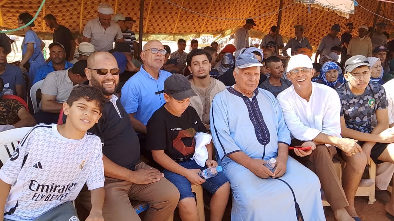 GIL24-TV وعدة بني درار… مواطن يفصل في تراث العود والبارود للدراريين ويشرح حركات قائدهم缩略图