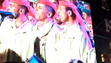 GIL24-TV فن احيدوس… غناء ورقص الجماعي الإستعراضي الأمازيغي أشعل حفل افتتاح مهرجان افران الدولي缩略图