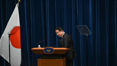 رئيس الوزراء الياباني يعتزم التنحي عن منصبه缩略图