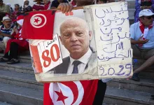 قيس سعيد يقدم رسميا ملف ترشحه لانتخابات الرئاسة التونسية缩略图 قيس سعيد يقدم رسميا ملف ترشحه لانتخابات الرئاسة التونسية缩略图