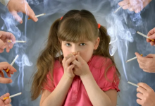 وزارة الصحة تحذر من مخاطر التدخين السلبي على الأطفال缩略图